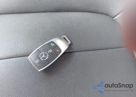 2021 Mercedes-Benz Glb 250 4Matic из США, поврежденный, VIN W1N4M4HB8MW140585